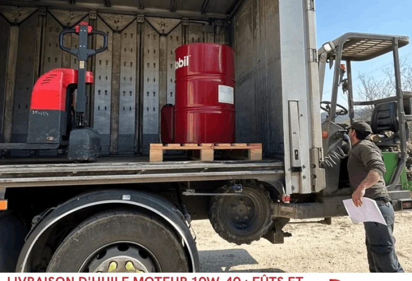 Livraison d'huile moteur 10W-40 fûts et tonnelets d'huile moteur en livraison (1)