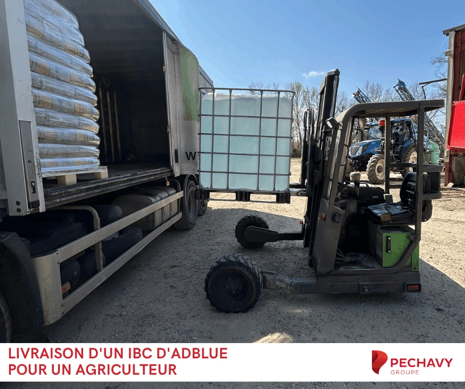 Livraison d'un IBC d'AdBlue pour un agriculteur près de Bruch - Livraison de 1000 Litres d'AdBlue par Péchavy Energie (1)